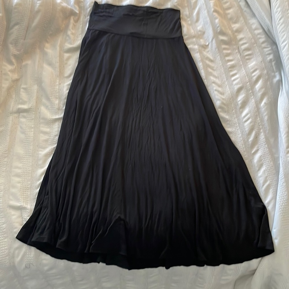 FASHION to Figure- black Flowy stretch cotton skirt- 1x